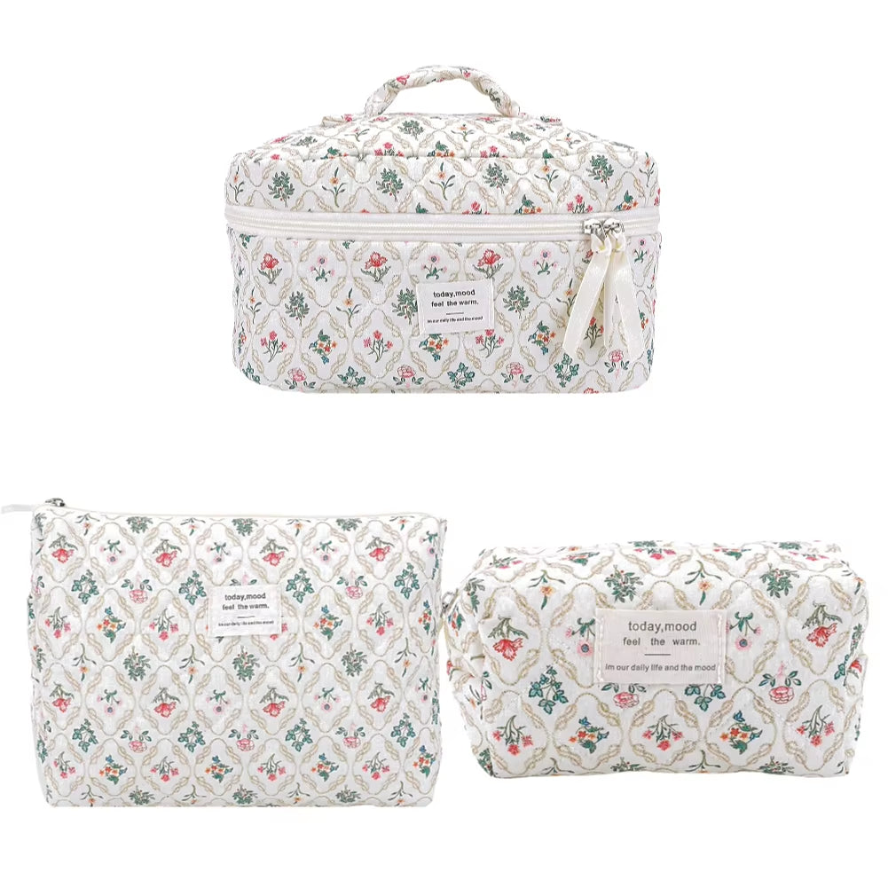 3 Pcs Cosmetic Bag Set Women Floral Makeup Pouch Japanese Flower Printed Quilted Skincare Storage Bag Aesthetic Beauty Wash Bags